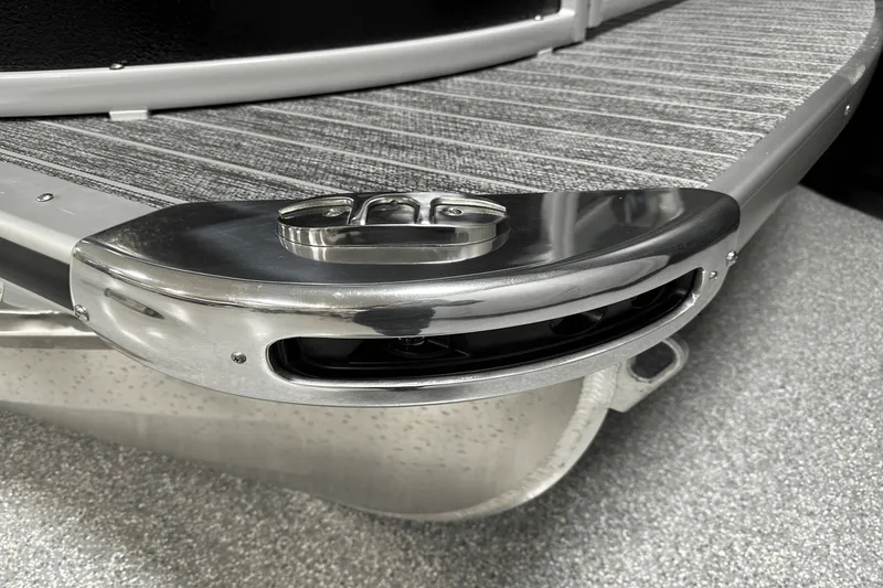 Slide: The Image of Premier 250 Solaris Sport 2024 - 6