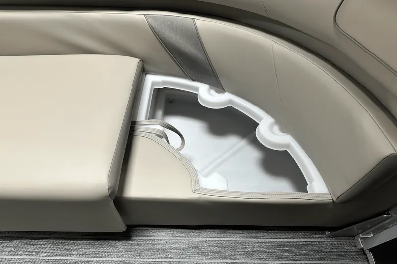 Slide: The Image of Premier 250 Solaris Sport 2024 - 66