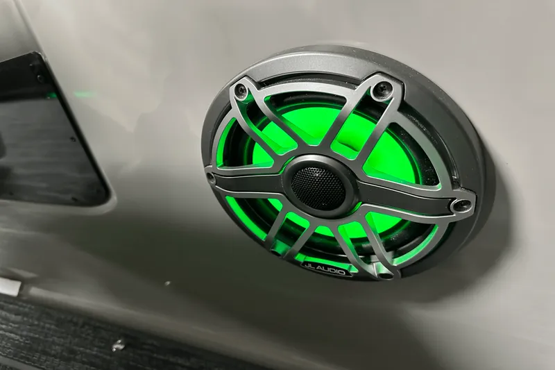 Slide: The Image of Premier 250 Solaris Sport 2024 - 77