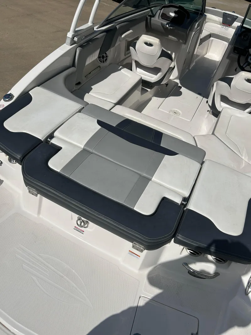 Slide: The Image of Chaparral 23 SSi 2021 - 6