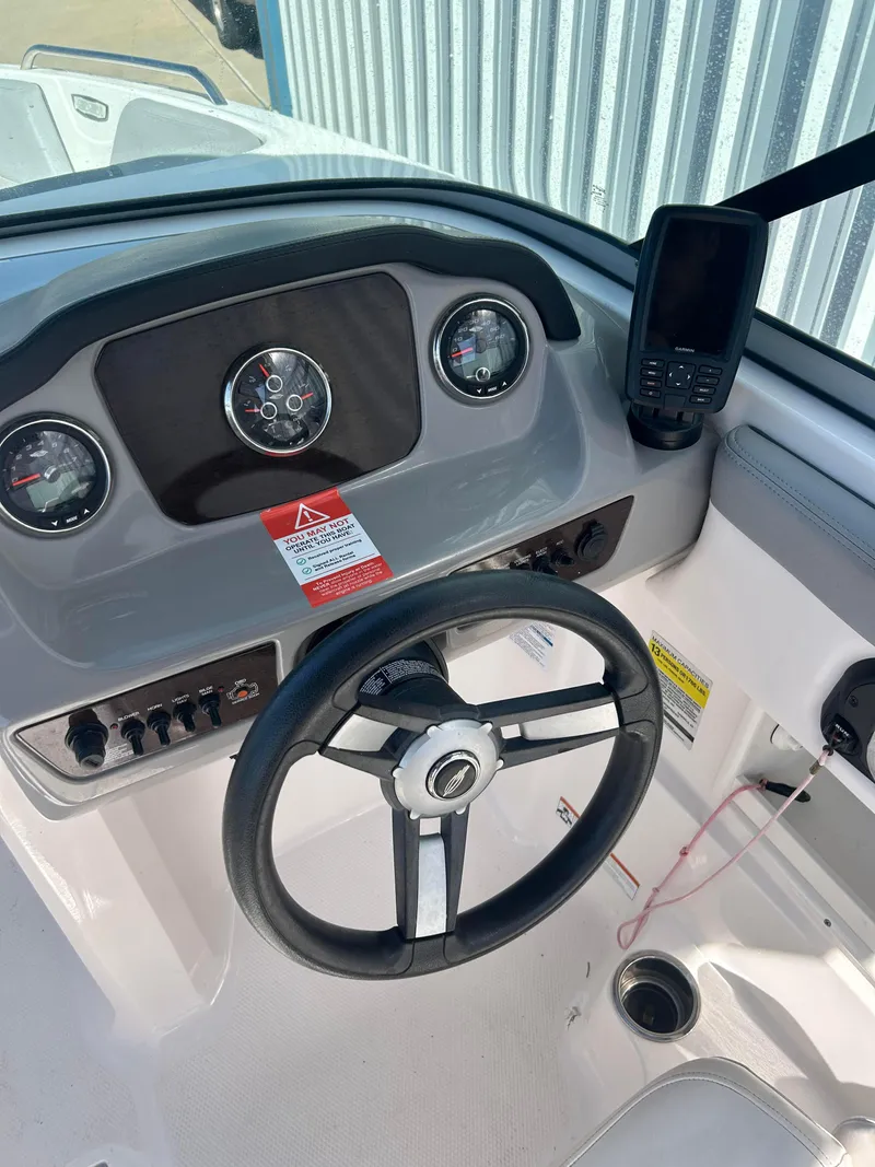 Slide: The Image of Chaparral 23 SSi 2021 - 8