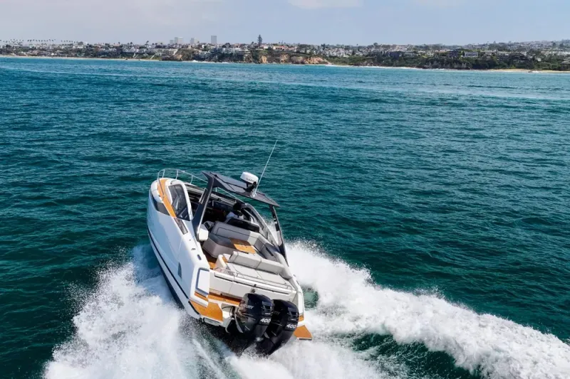 Slide: The Image of Fairline F//Line 33 Outboard 2023 - 25