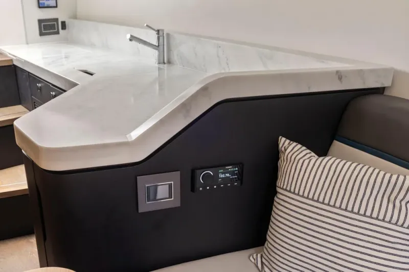 Slide: The Image of Fairline F//Line 33 Outboard 2023 - 52
