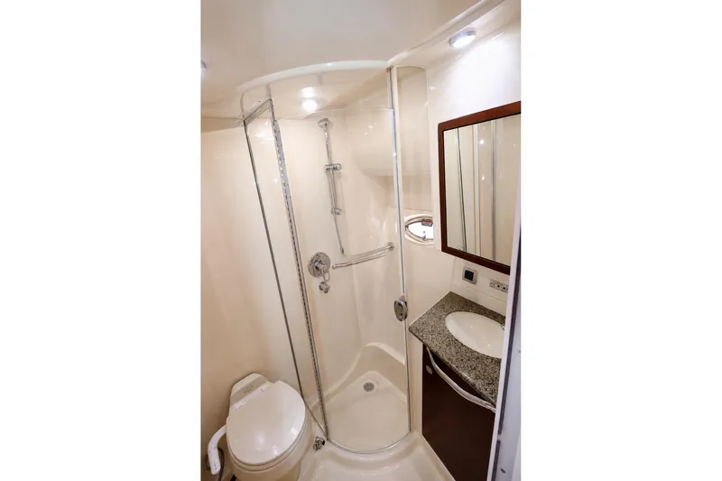 Slide: The Image of Sea Ray 390 Motor Yacht 2005 - 16