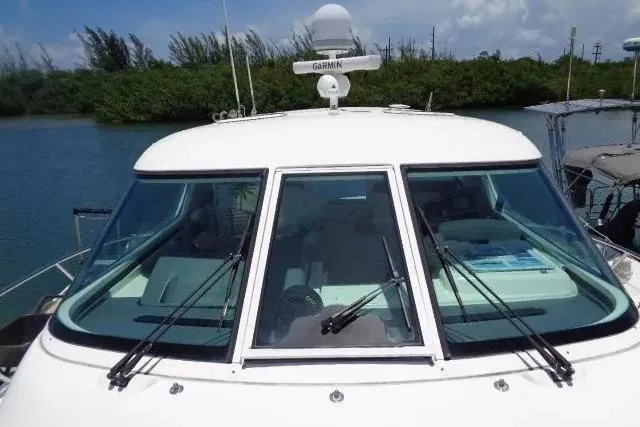 Slide: The Image of Tiara 4400 Sovran 2004 - 4