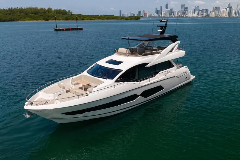 Slide: The Image of Sunseeker 76 Yacht 2025 - 8