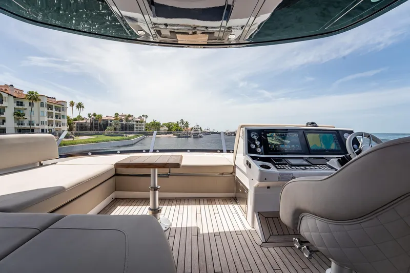 Slide: The Image of Sunseeker 76 Yacht 2025 - 39
