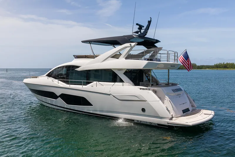 Slide: The Image of Sunseeker 76 Yacht 2025 - 7