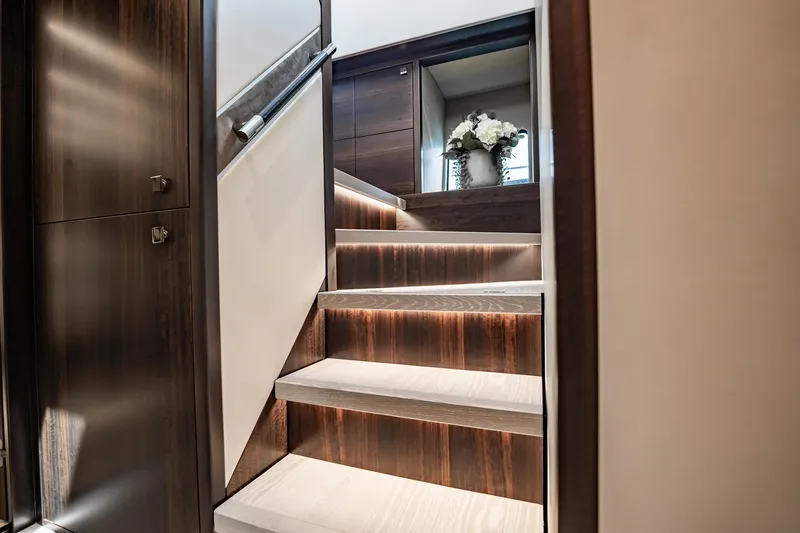 Slide: The Image of Sunseeker 76 Yacht 2025 - 59