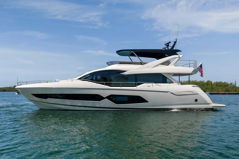 Slide: The Image of Sunseeker 76 Yacht 2025 - 1