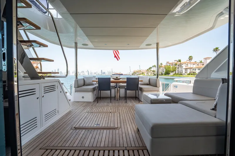 Slide: The Image of Sunseeker 76 Yacht 2025 - 20