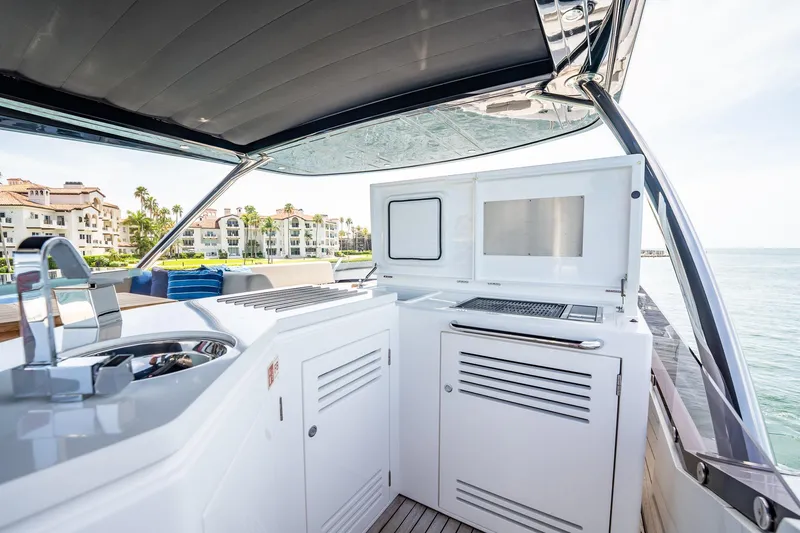 Slide: The Image of Sunseeker 76 Yacht 2025 - 32