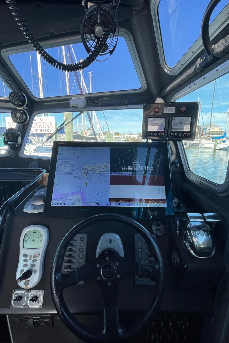 Slide: The Image of Safe Boats 42 FC 2006 - 5
