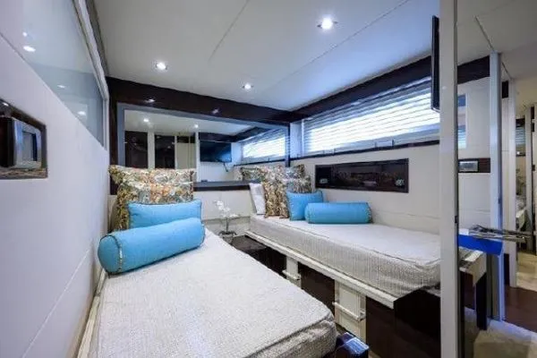 Slide: The Image of Lazzara Yachts LSX 95 Flybridge 2012 - 41