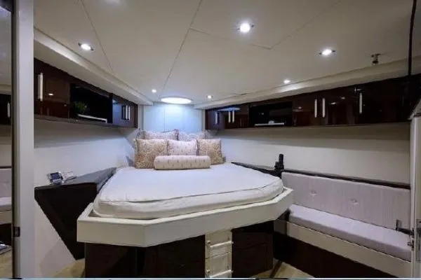 Slide: The Image of Lazzara Yachts LSX 95 Flybridge 2012 - 32