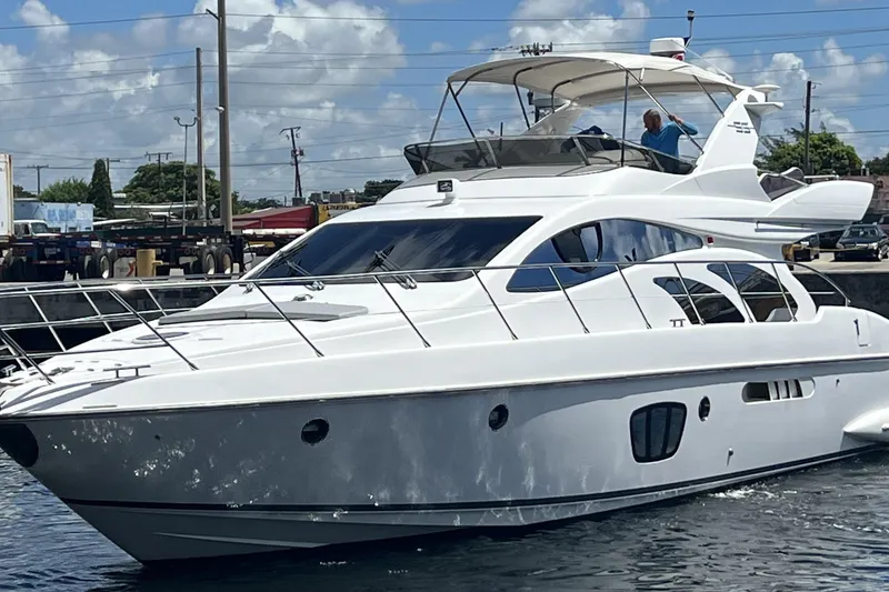 Slide: The Image of Azimut 55 2003 - 1