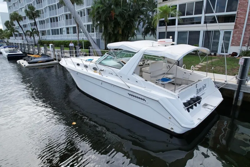 Slide: The Image of Sea Ray 370 Express Cruiser 1994 - 2
