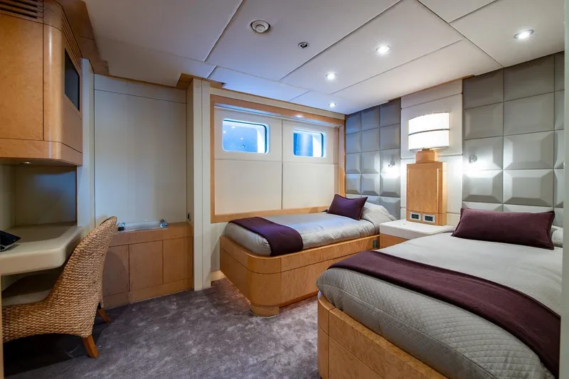 Slide: The Image of Oceanfast 174 Motor Yacht 2004 - 35