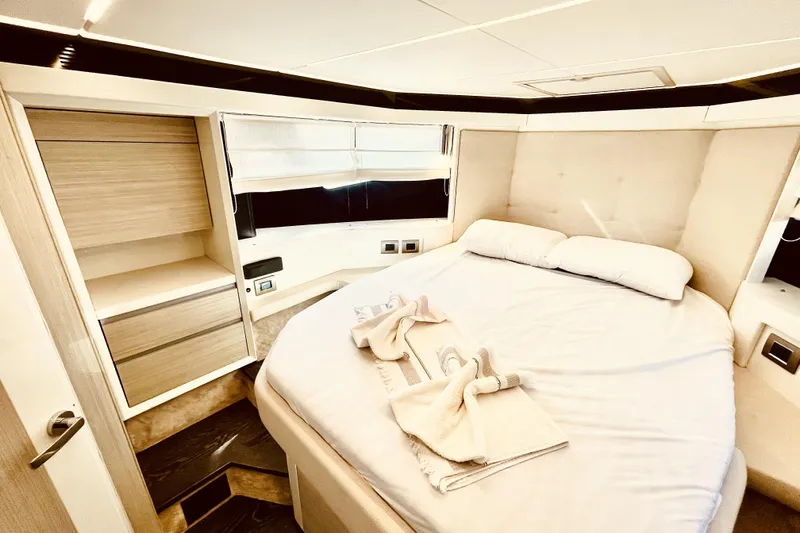 Slide: The Image of Cranchi E 52F Evoluzione 2020 - 23