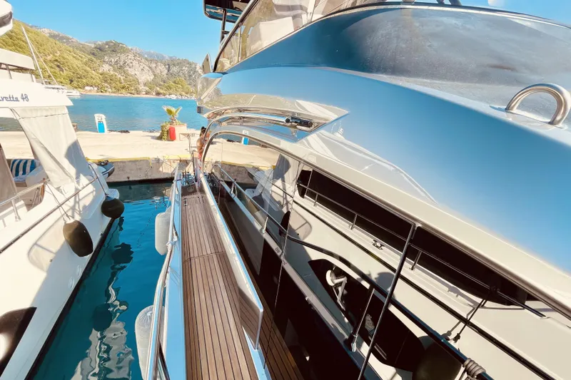 Slide: The Image of Cranchi E 52F Evoluzione 2020 - 47