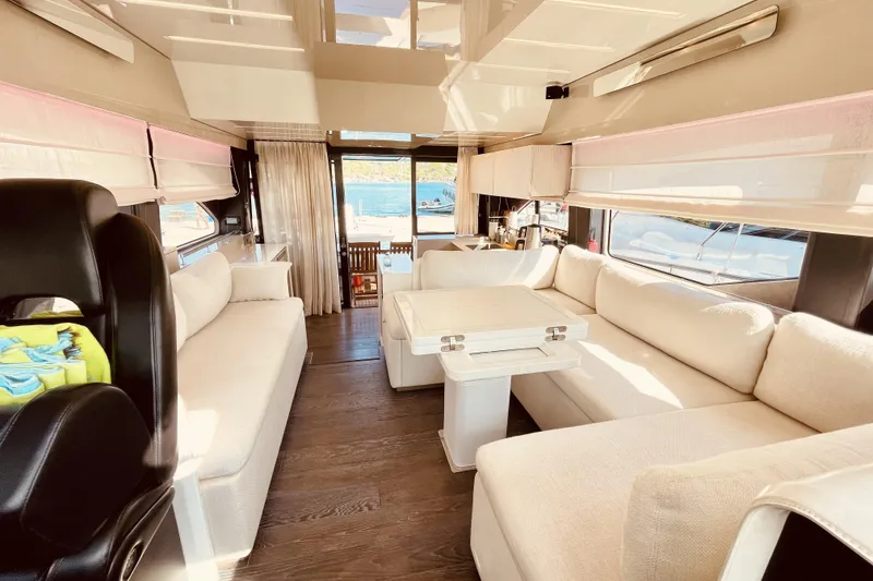 Slide: The Image of Cranchi E 52F Evoluzione 2020 - 34
