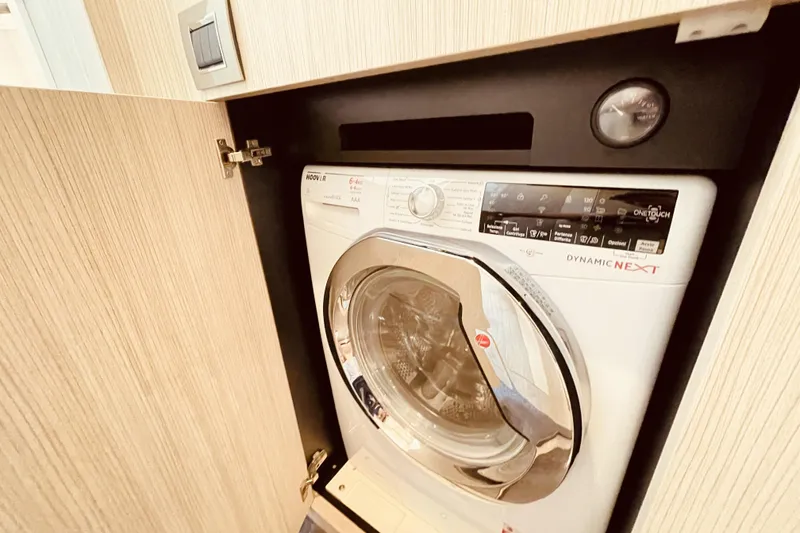 Slide: The Image of Cranchi E 52F Evoluzione 2020 - 31