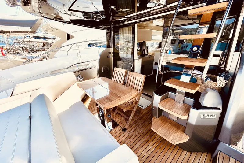 Slide: The Image of Cranchi E 52F Evoluzione 2020 - 7