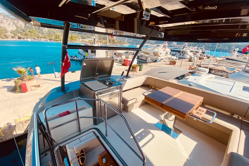 Slide: The Image of Cranchi E 52F Evoluzione 2020 - 63