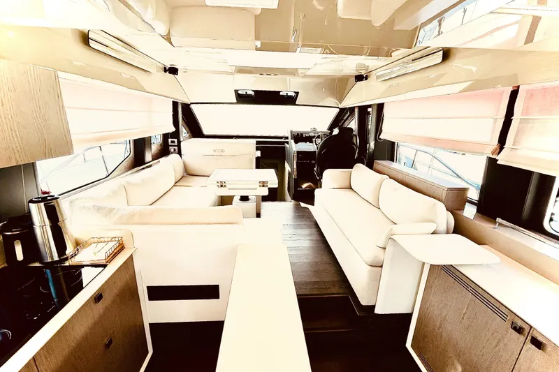 Slide: The Image of Cranchi E 52F Evoluzione 2020 - 12