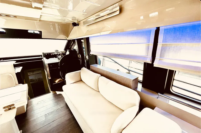 Slide: The Image of Cranchi E 52F Evoluzione 2020 - 16