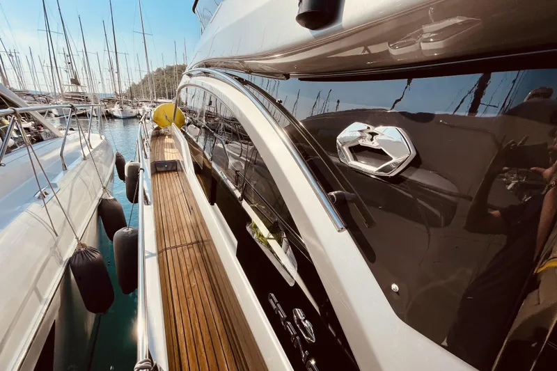 Slide: The Image of Cranchi E 52F Evoluzione 2020 - 42
