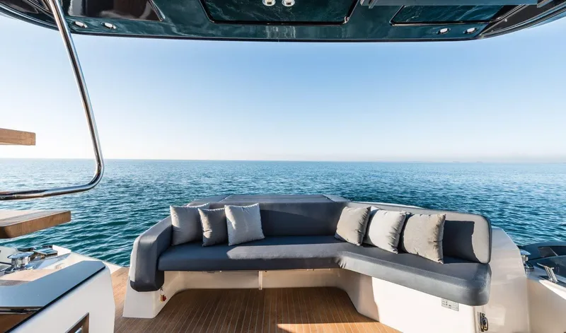 Slide: The Image of Cranchi E 52S Evoluzione 2019 - 11