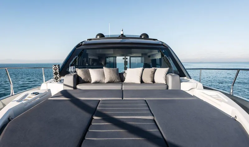 Slide: The Image of Cranchi E 52S Evoluzione 2019 - 10