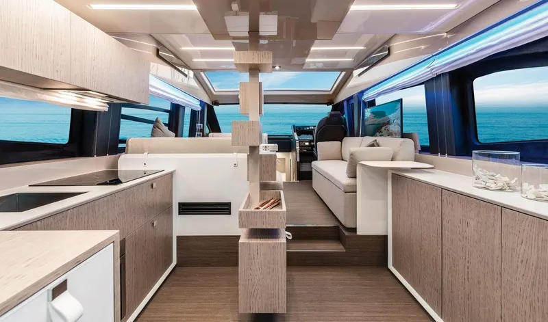 Slide: The Image of Cranchi E 52S Evoluzione 2019 - 15