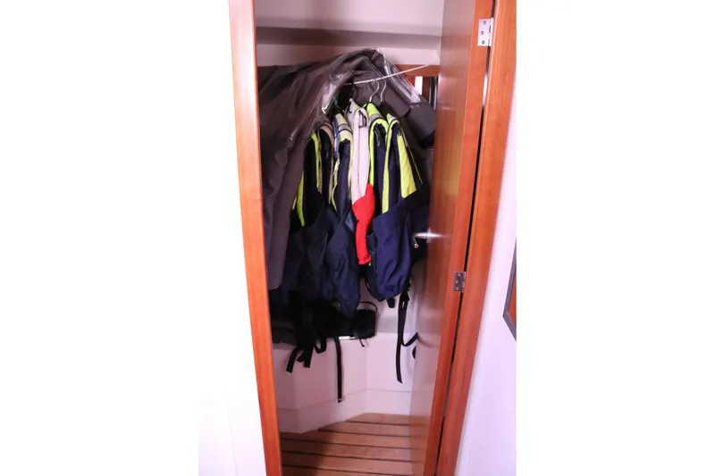 Slide: The Image of Hanse 445 2011 - 10