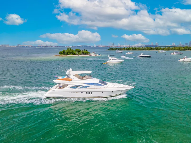 Slide: The Image of Azimut 62 2004 - 4