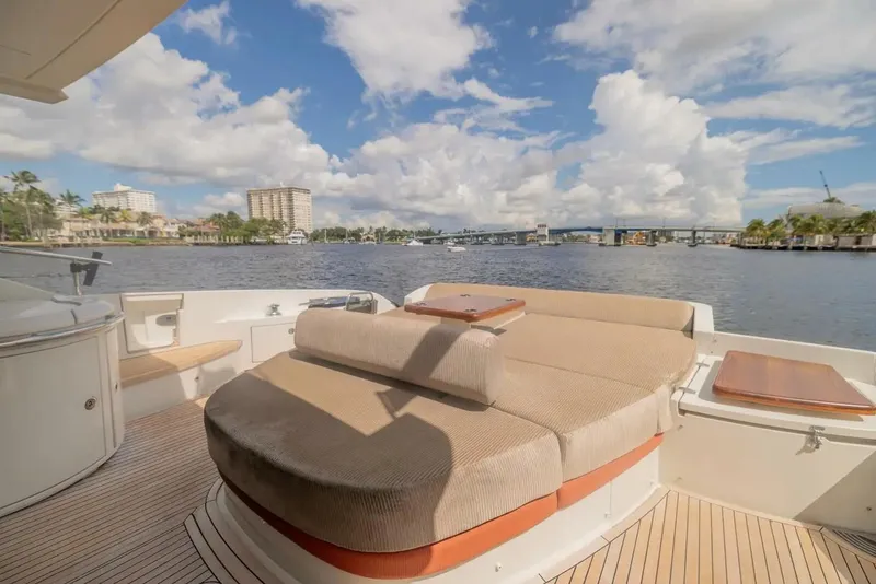 Slide: The Image of Azimut 62S 2008 - 54