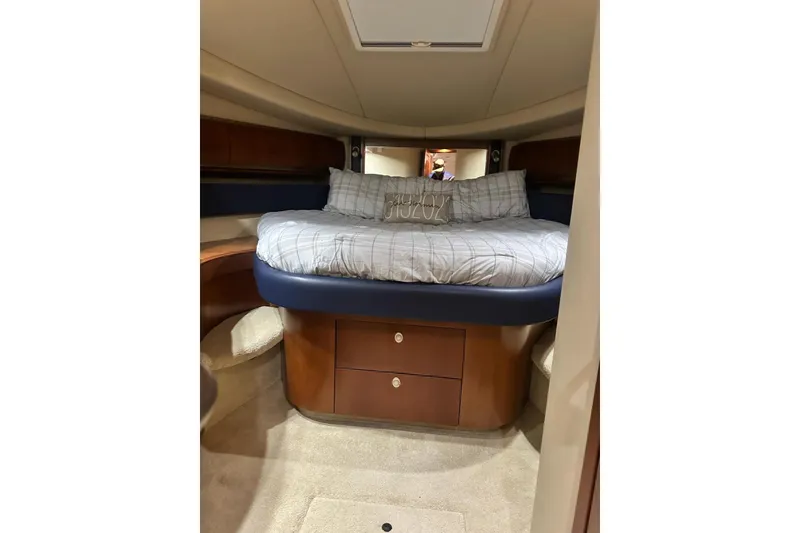 Slide: The Image of Sea Ray 52 Sundancer 2006 - 8