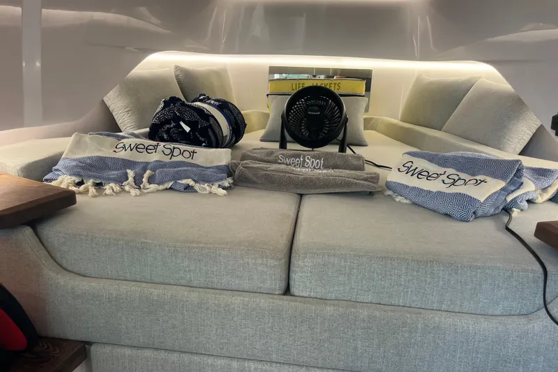 Slide: The Image of Axopar 37 XC Cross Cabin 2021 - 26