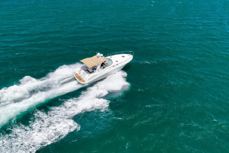 Slide: The Image of Sea Ray 340 Sundancer 2004 - 50