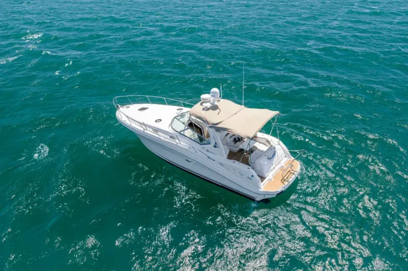 Slide: The Image of Sea Ray 340 Sundancer 2004 - 40