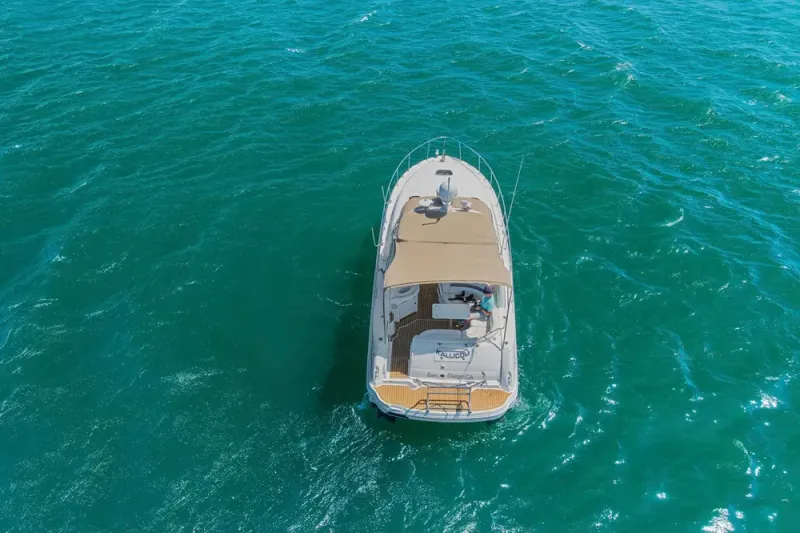 Slide: The Image of Sea Ray 340 Sundancer 2004 - 38