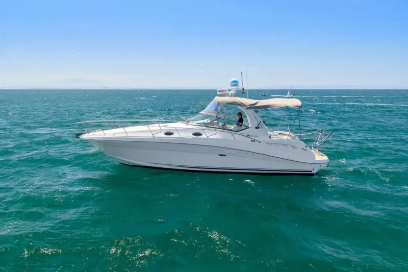 Slide: The Image of Sea Ray 340 Sundancer 2004 - 41