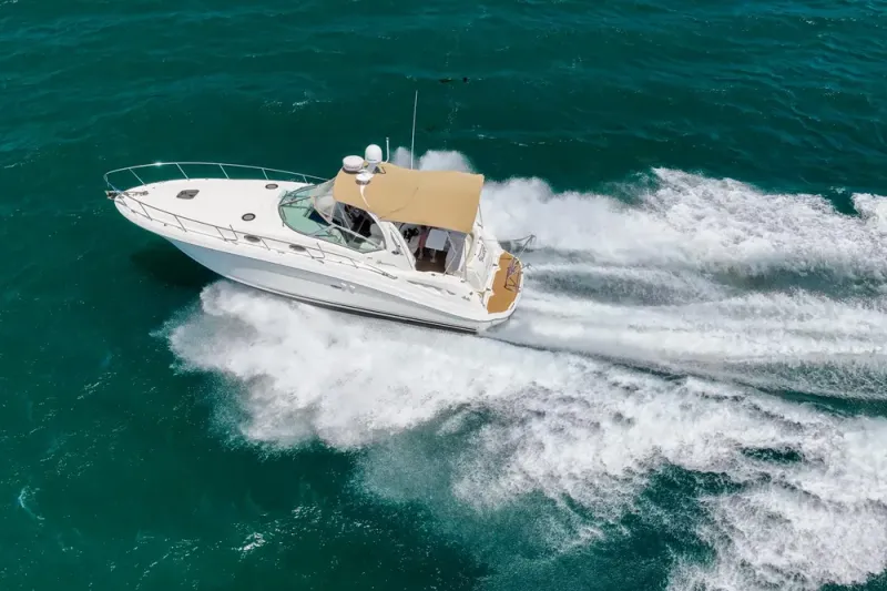 Slide: The Image of Sea Ray 340 Sundancer 2004 - 49