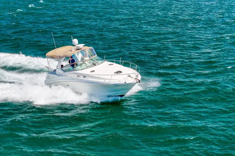 Slide: The Image of Sea Ray 340 Sundancer 2004 - 53