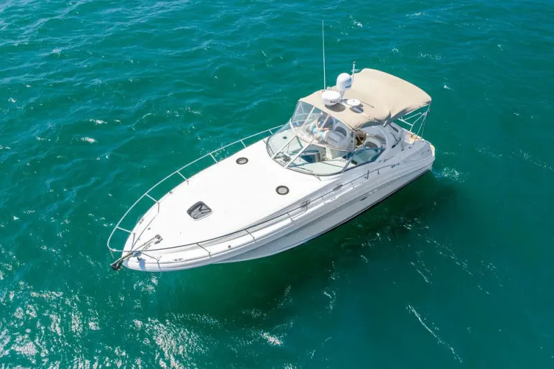 Slide: The Image of Sea Ray 340 Sundancer 2004 - 42