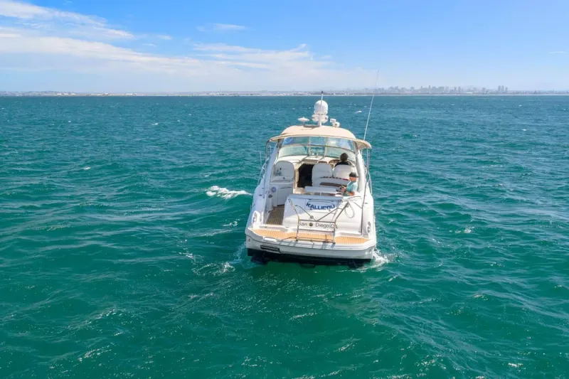 Slide: The Image of Sea Ray 340 Sundancer 2004 - 39