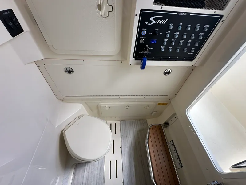 Slide: The Image of Scout 305LXF 2024 - 24