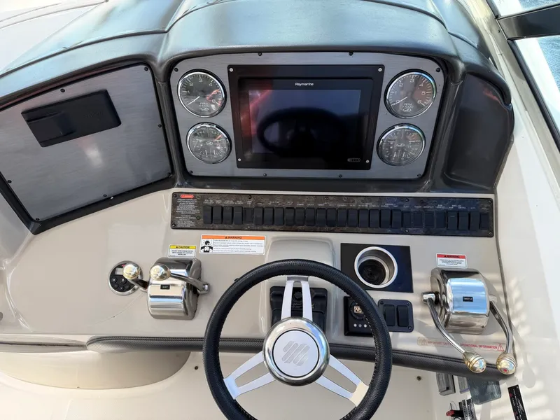 Slide: The Image of Sea Ray 380 Sundancer 2007 - 28