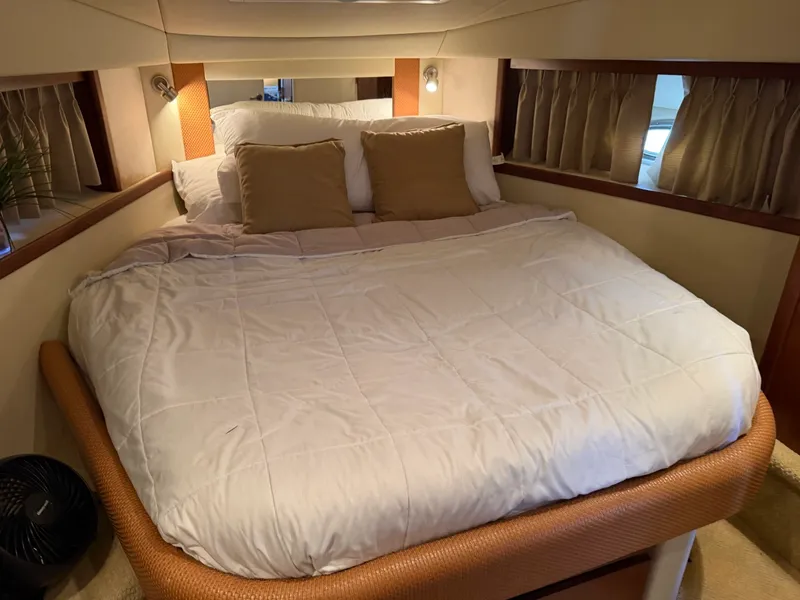 Slide: The Image of Sea Ray 380 Sundancer 2007 - 19